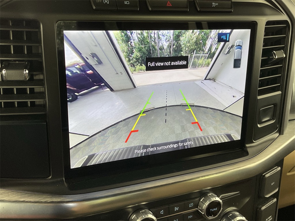 2023 Ford F-150 Lariat photo 28