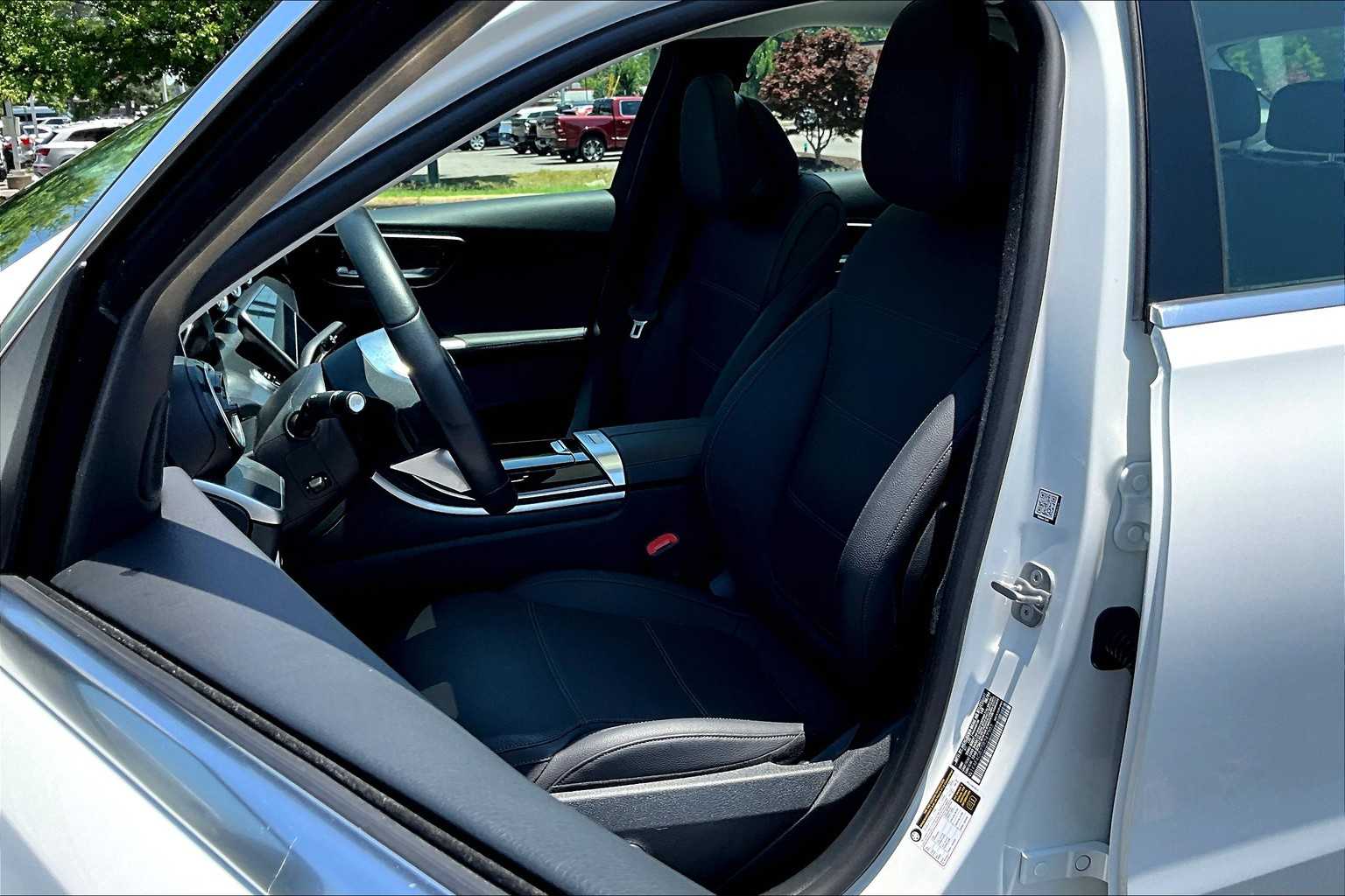 Image 6 of Certified Pre-Owned 2025 Mercedes-Benz C 300