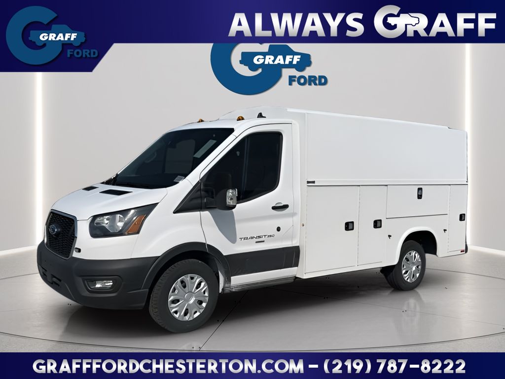 2024 Ford Transit Cutaway Base's photo