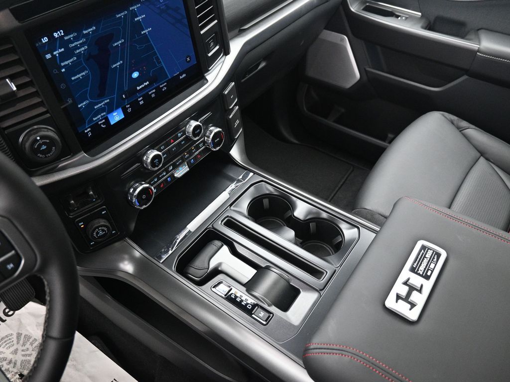 2025 Ford F-150 Lariat photo 22