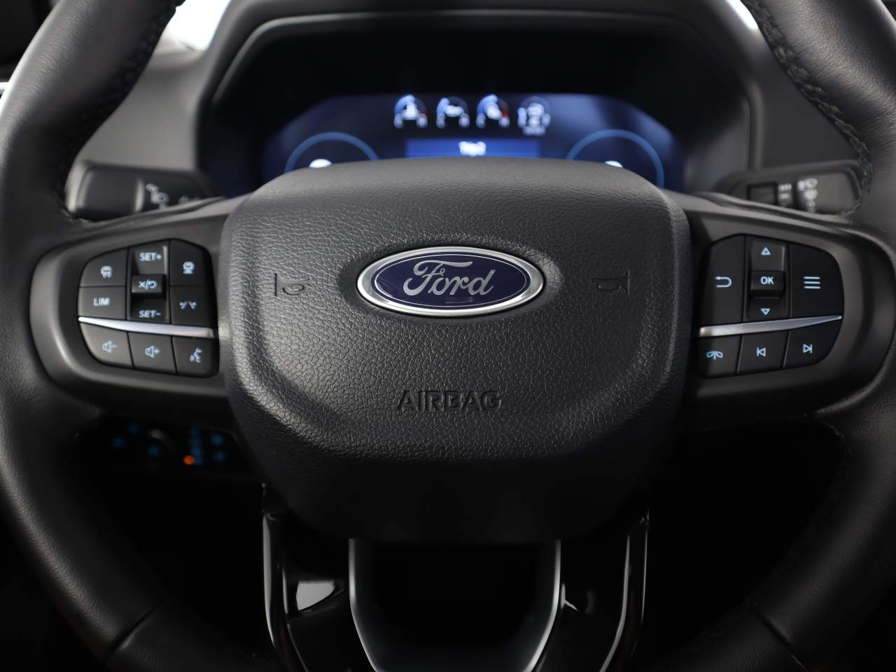 2024 Ford Ranger Lariat photo 12