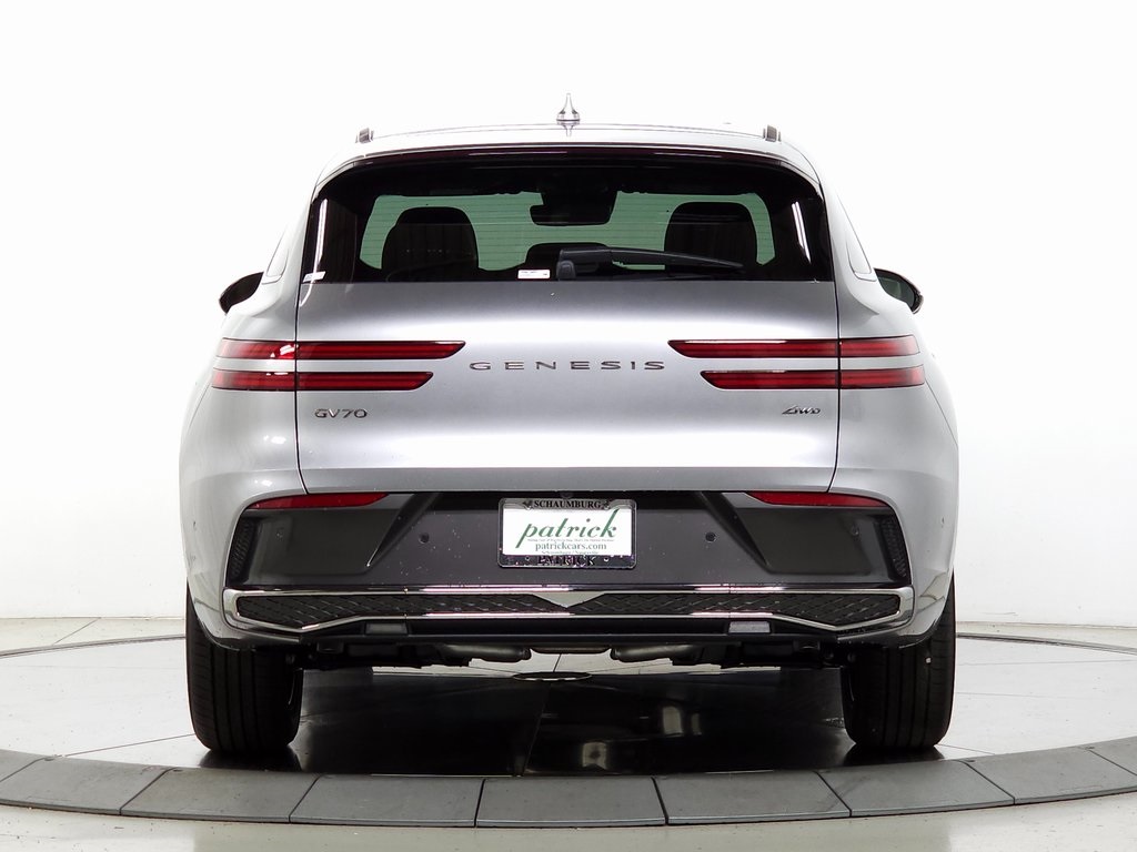 2026 Genesis GV70 2.5T Advanced photo 3