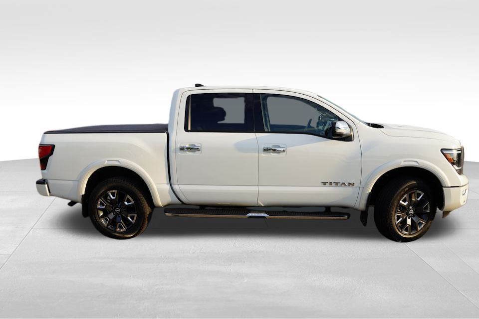 2024 Nissan Titan Platinum Reserve photo 2