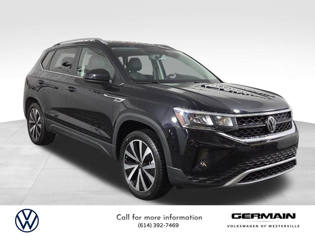 2022 Volkswagen Taos SE photo 3
