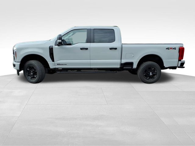 2026 Ford F-350 XL photo 3