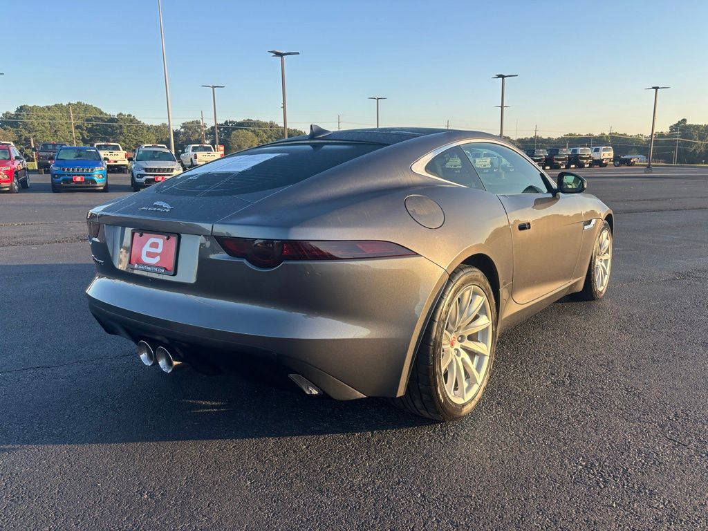 2016 Jaguar F-TYPE Base photo 7