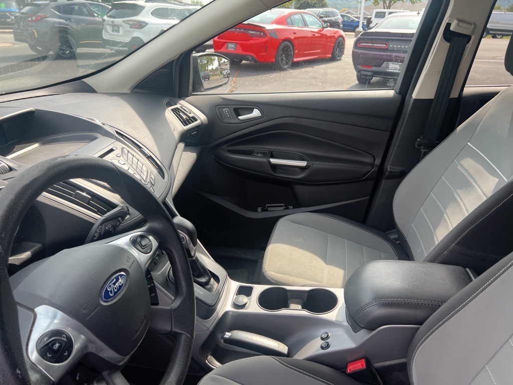 2014 Ford Escape SE photo 18