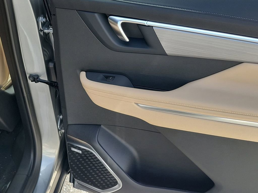 2025 Buick Enclave Preferred photo 43