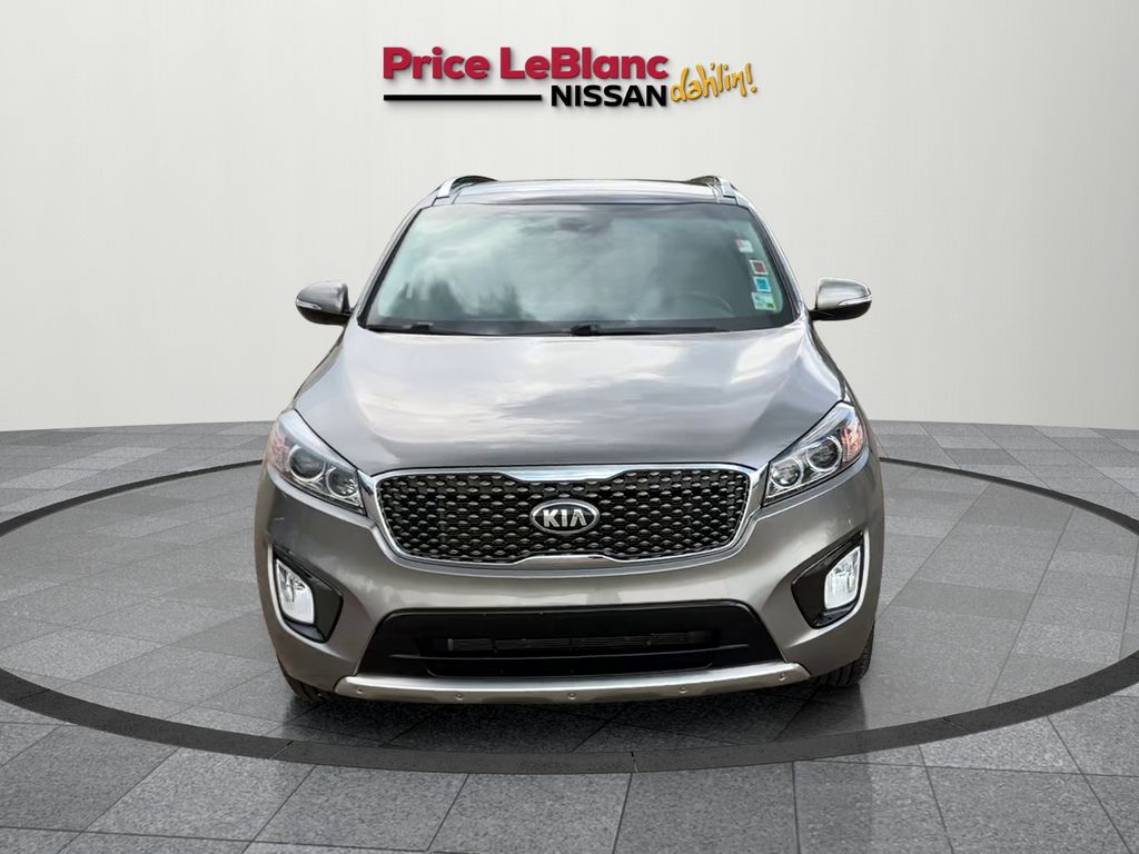 2017 Kia Sorento SX photo 2