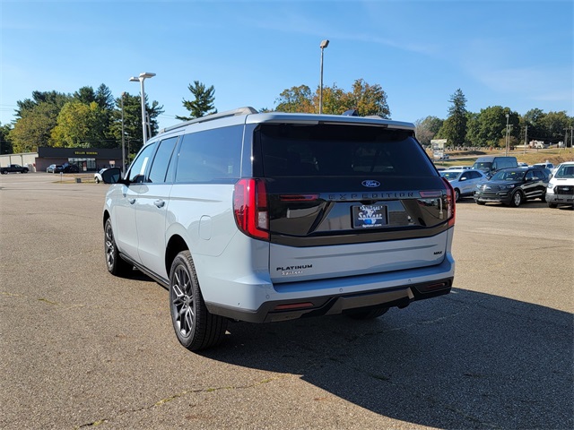 2025 Ford Expedition Platinum MAX photo 5