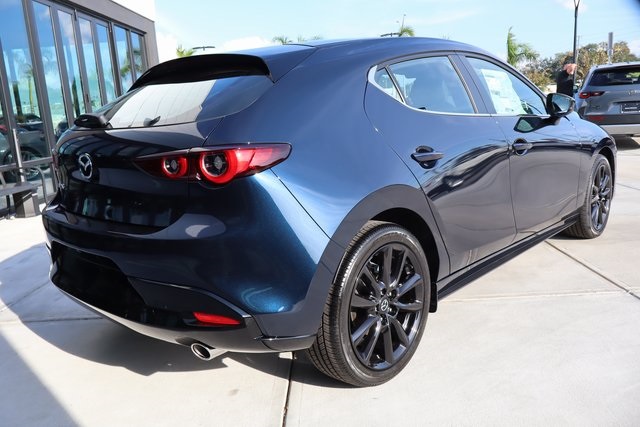 2026 Mazda Mazda3 2.5 Select Sport Base photo 3