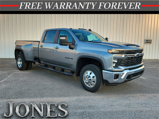 2026 Chevrolet Silverado 3500HD LT's photo