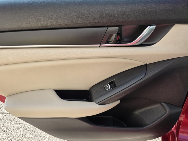 2022 Honda Accord LX photo 11