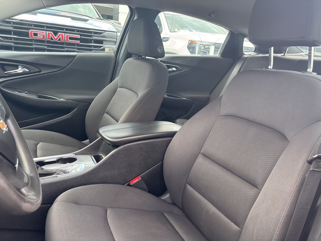 2021 Chevrolet Malibu 1LT photo 18