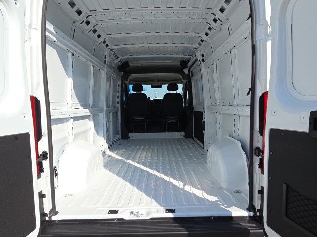 2025 Ram ProMaster 2500 photo 6