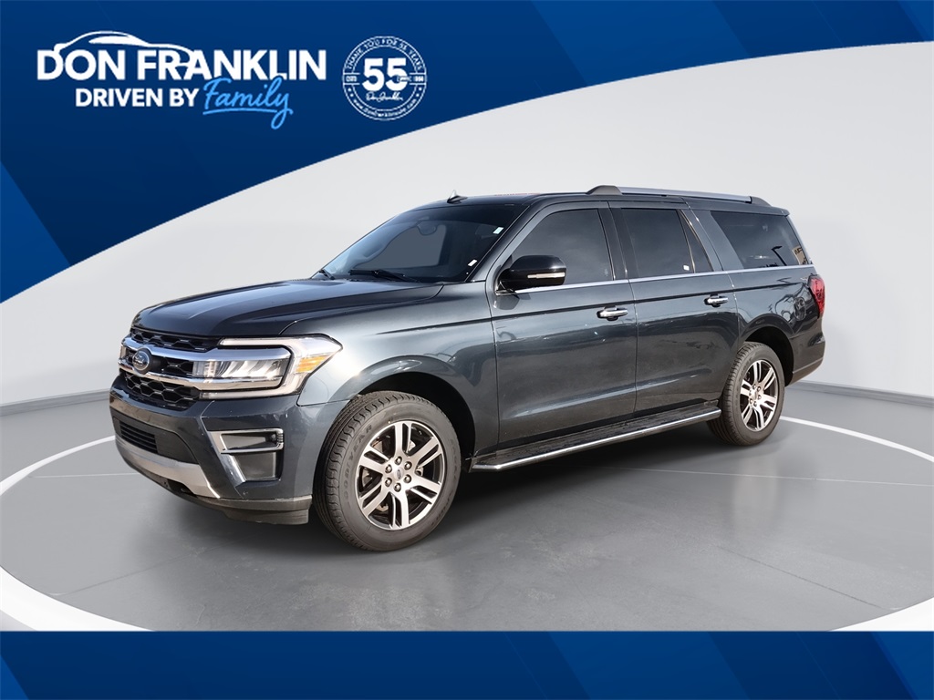 2022 Ford Expedition Limited's photo