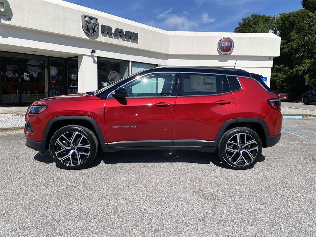 2025 Jeep Compass Limited photo 4