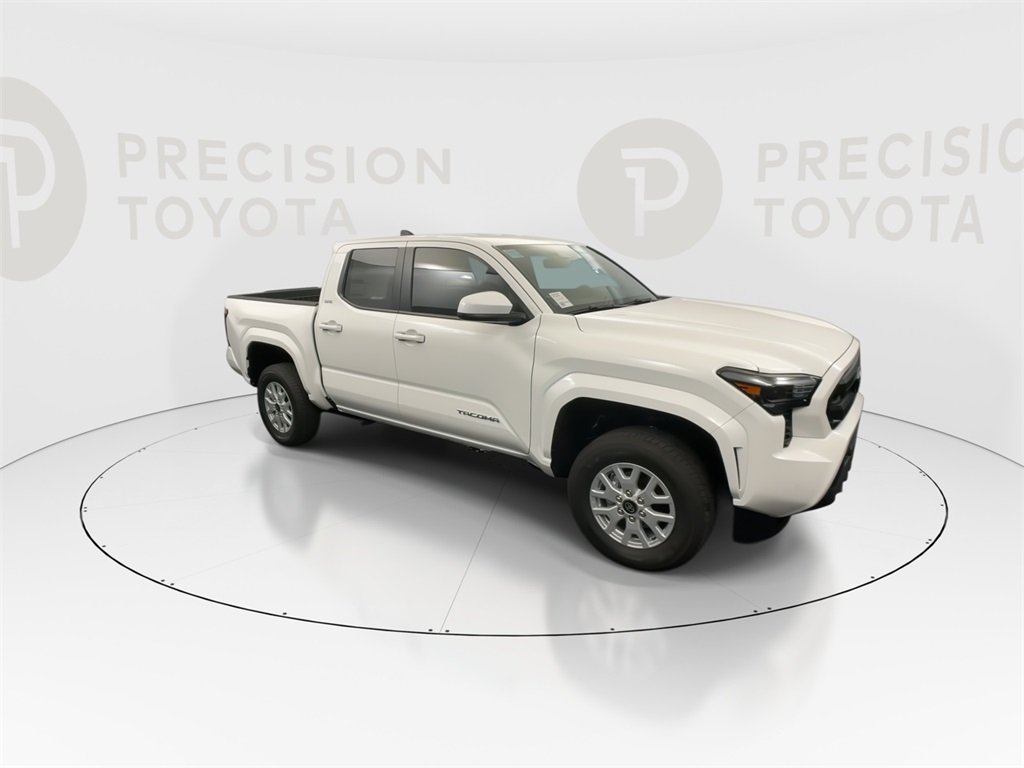2025 Toyota Tacoma SR5 photo 2