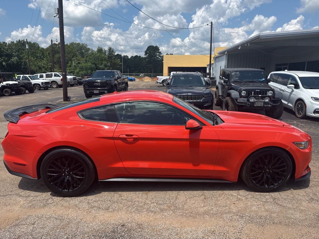2016 Ford Mustang GT Premium photo 8