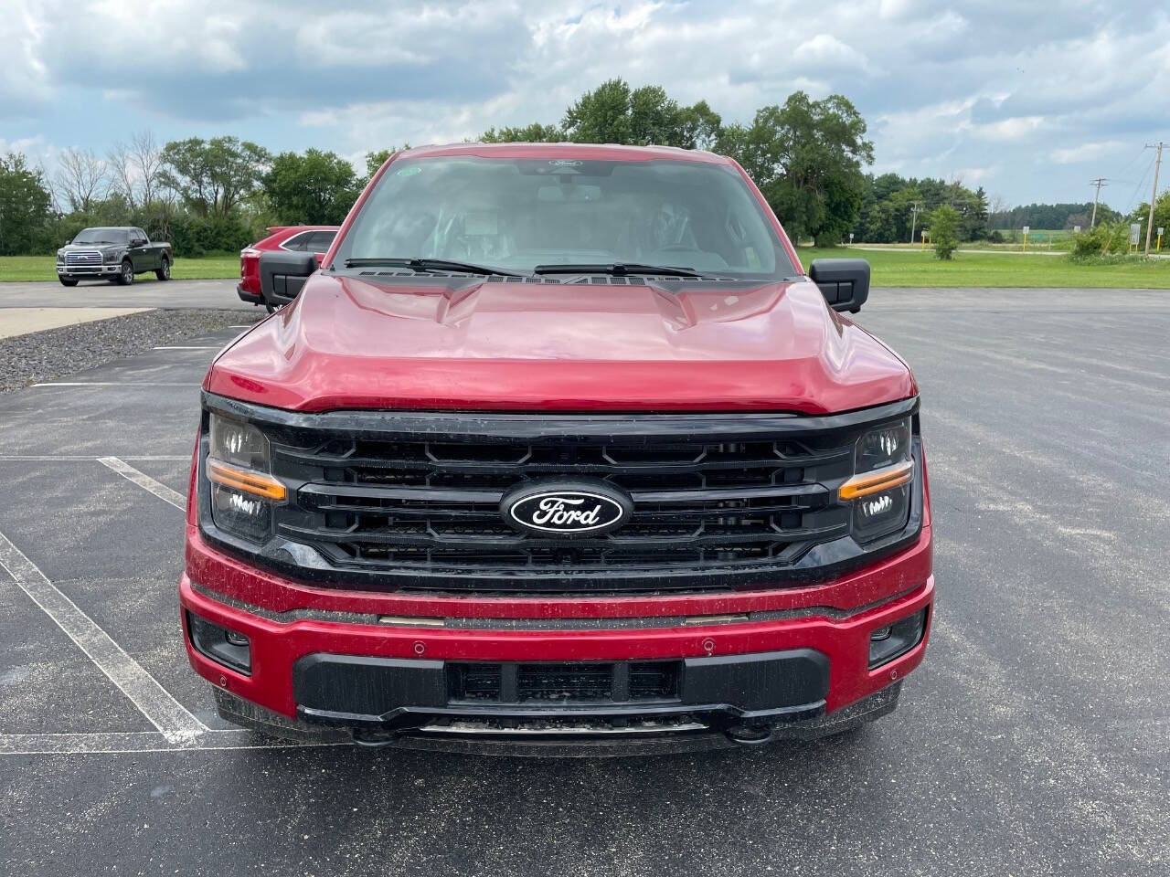 2025 Ford F-150 XLT photo 2