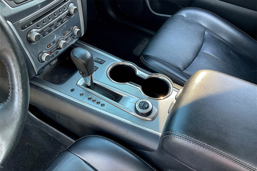2019 Nissan Pathfinder SL photo 15
