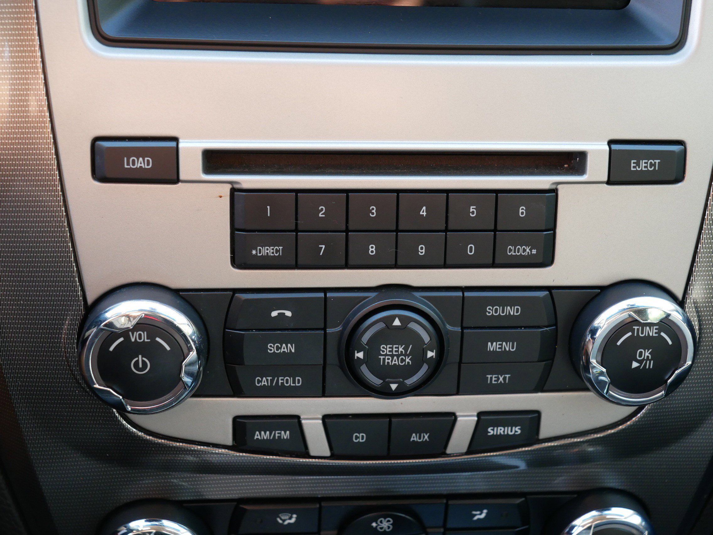 2012 Ford Fusion SEL photo 21