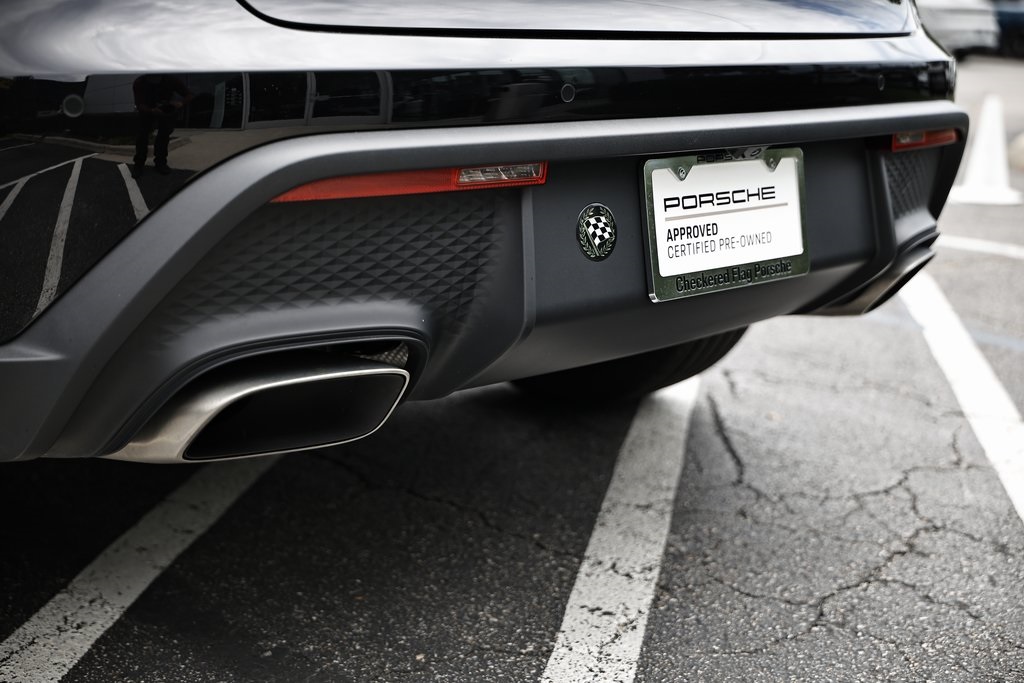 2024 Porsche Macan T photo 15