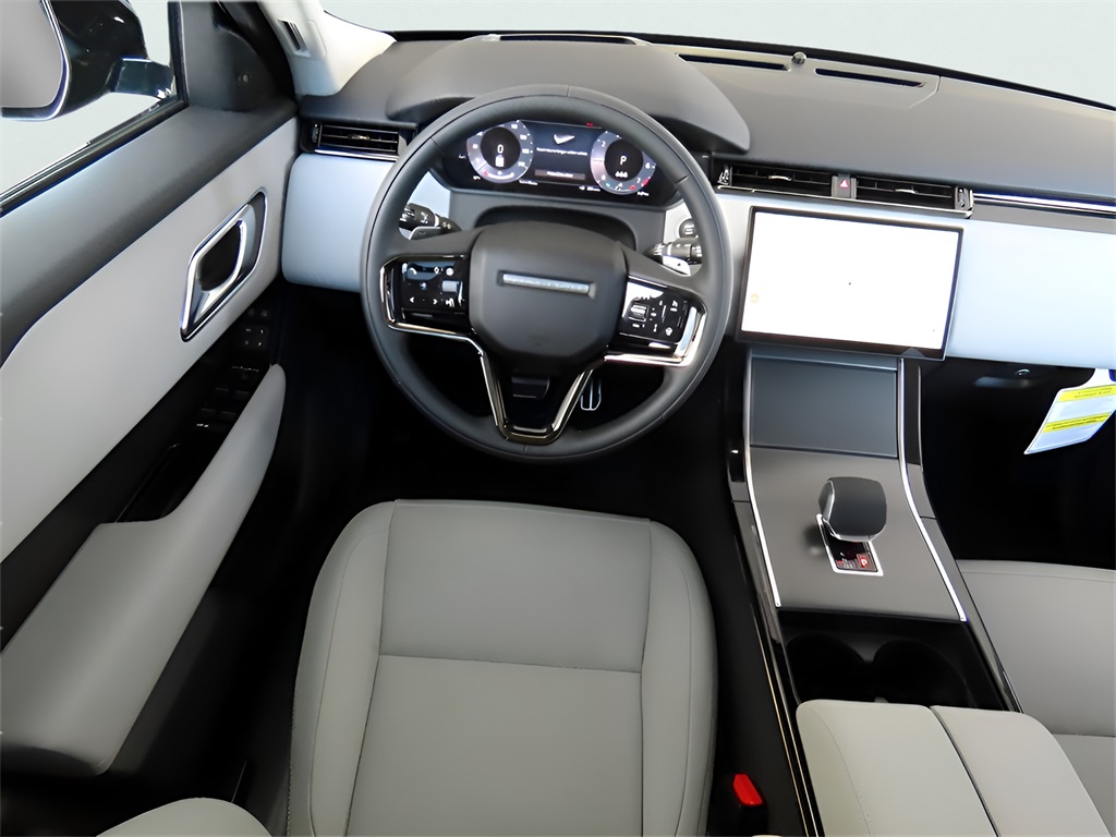 2025 Land Rover Range Rover Velar SE photo 16