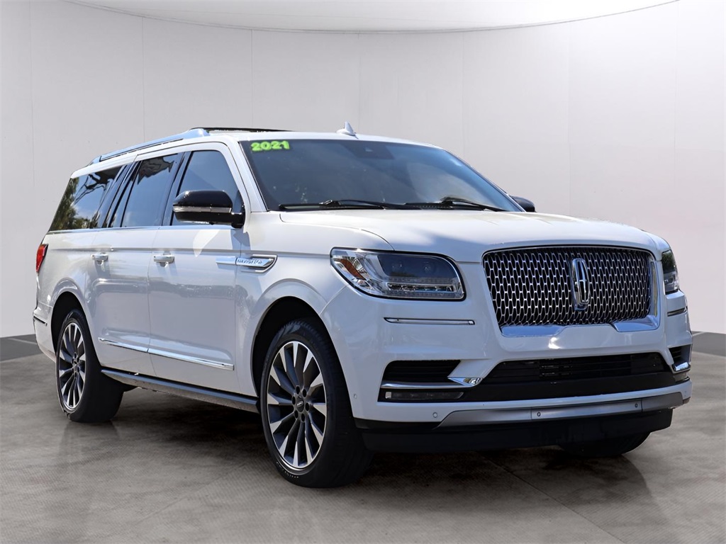 2021 Lincoln Navigator L Reserve photo 3