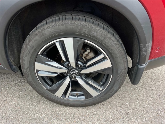 2023 Nissan Rogue Platinum photo 9