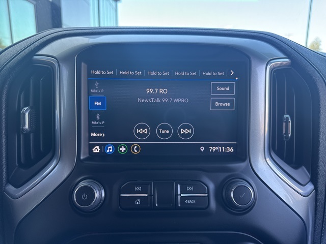 2021 Chevrolet Silverado 1500 RST photo 9