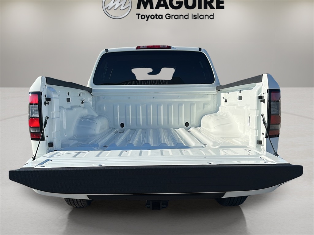 2023 Nissan Frontier Crew Cab SV photo 23