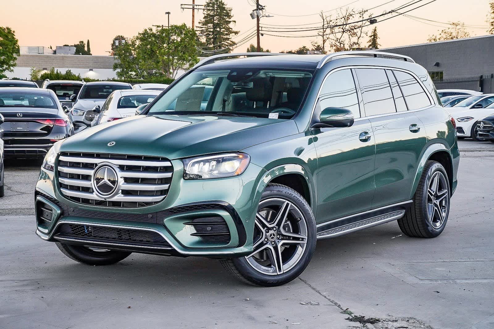2026 Mercedes-Benz GLS Base's photo