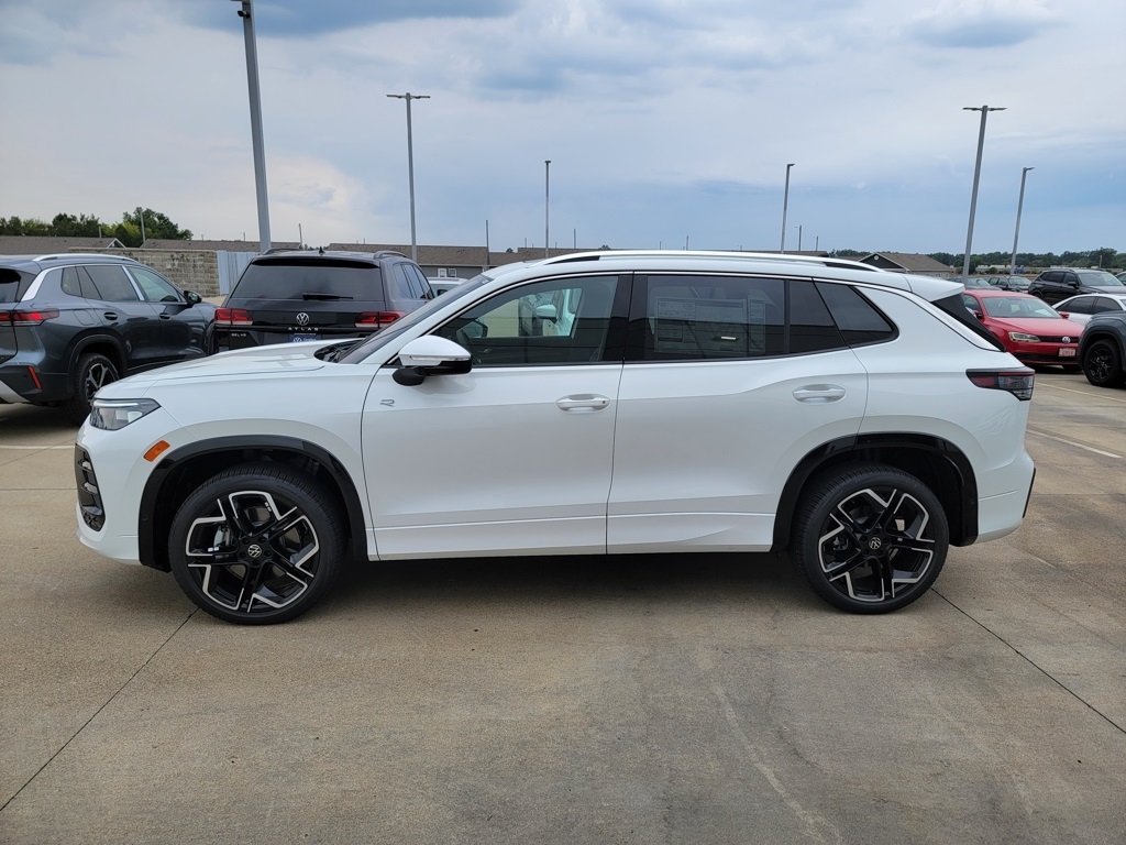 2025 Volkswagen Tiguan SEL R-Line Black photo 6