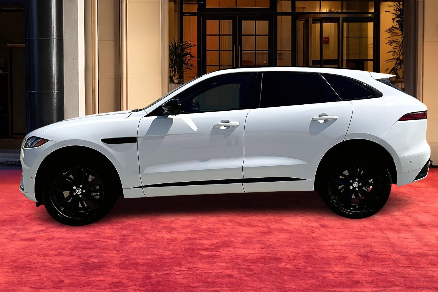 2026 Jaguar F-PACE P250 R-Dynamic S photo 2