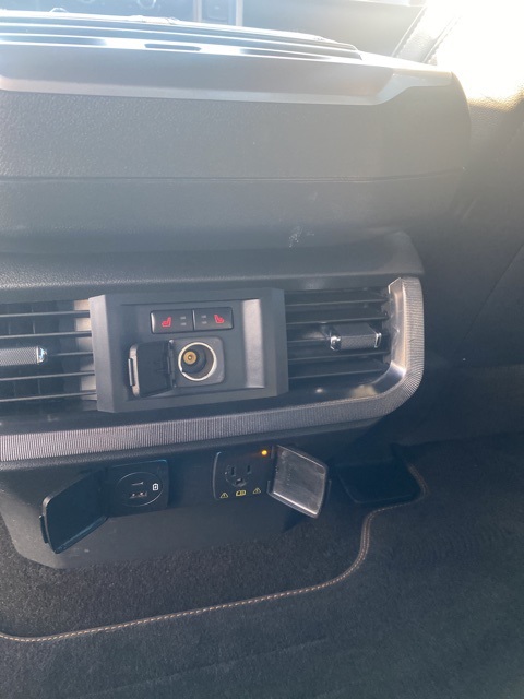 2022 Ford F-150 Platinum photo 36