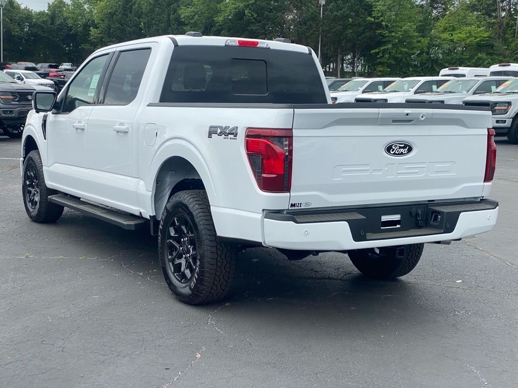 2025 Ford F-150 XLT photo 4