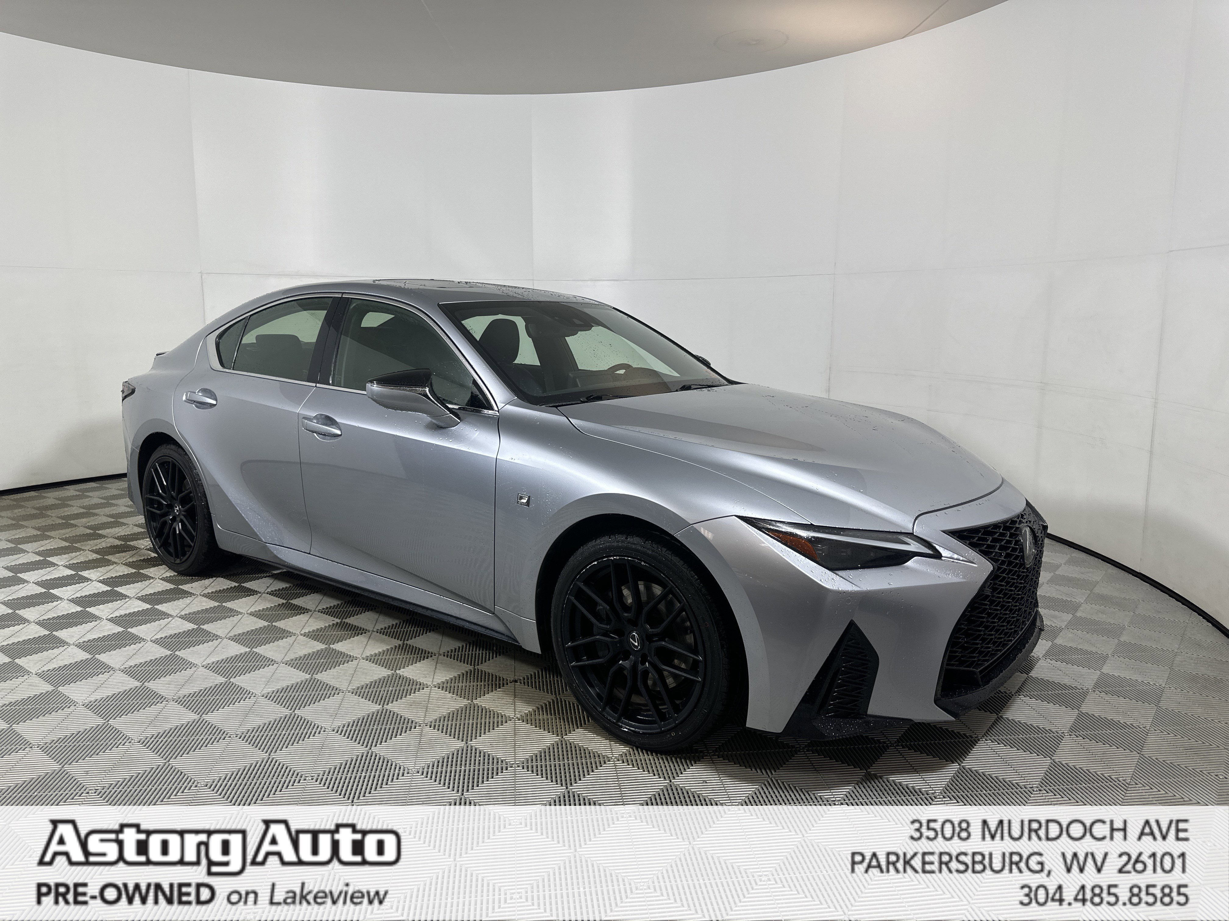 2023 Lexus IS 350 F SPORT's photo