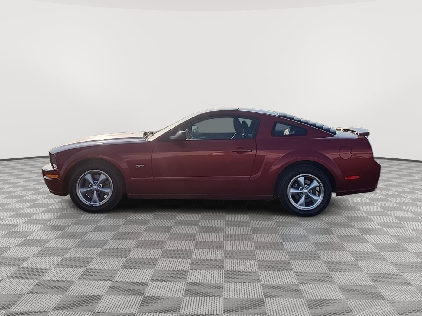 Used 2008 Ford Mustang GT Deluxe with VIN 1ZVHT82H685135023 for sale in Moses Lake, WA