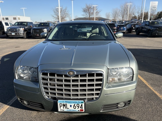 Used 2005 Chrysler 300 Touring with VIN 2C3JA53GX5H508068 for sale in Shakopee, Minnesota