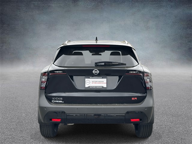 2025 Nissan Kicks SR photo 3