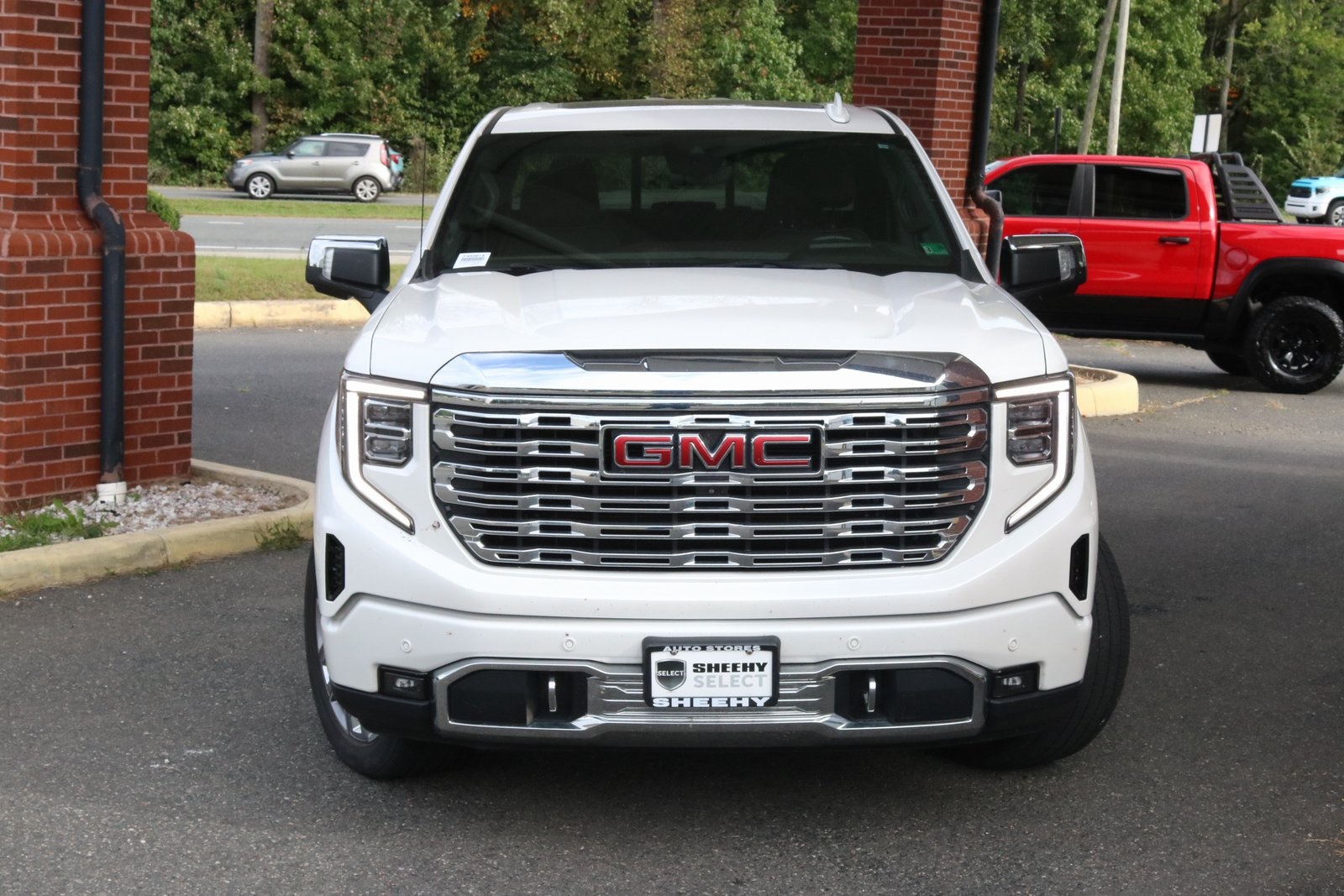 2022 Gmc Sierra 1500 Denali photo 2