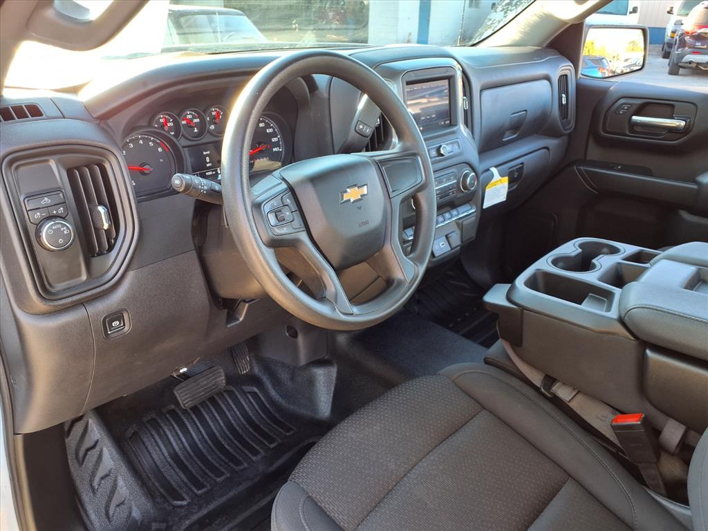 2024 Chevrolet Silverado 1500 photo 5