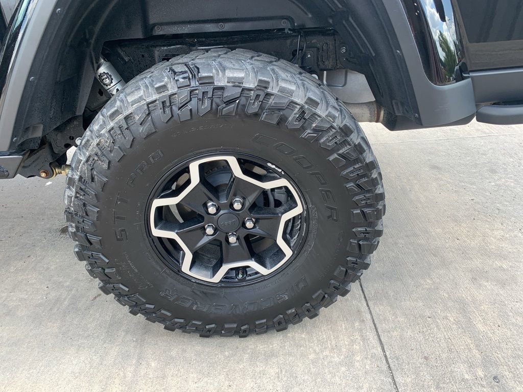 2020 Jeep Gladiator Rubicon photo 18