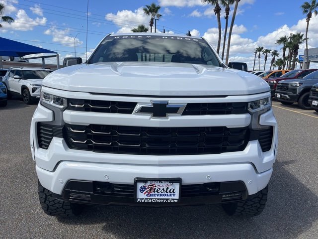 2025 Chevrolet Silverado 1500 RST photo 2