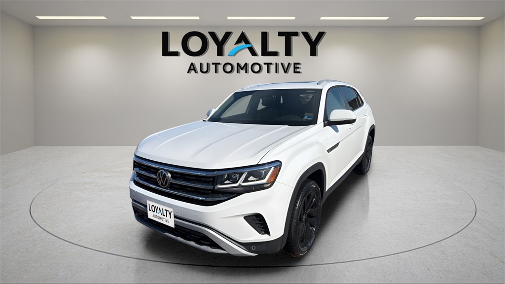 2022 Volkswagen Atlas Cross Sport SE w/Tech