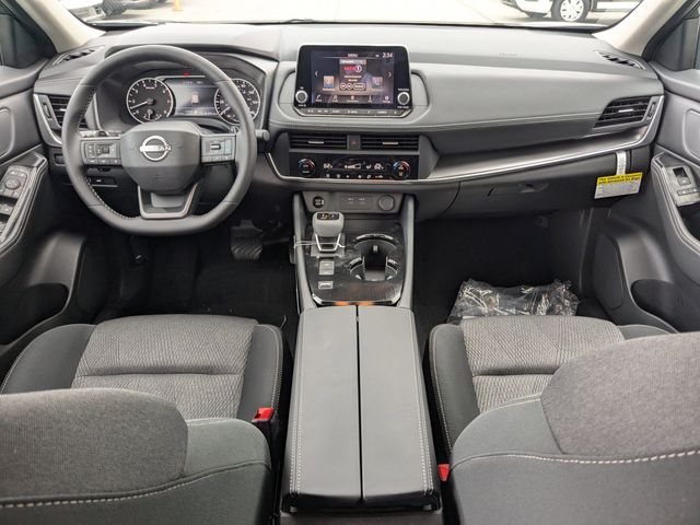 2026 Nissan Rogue SV photo 12