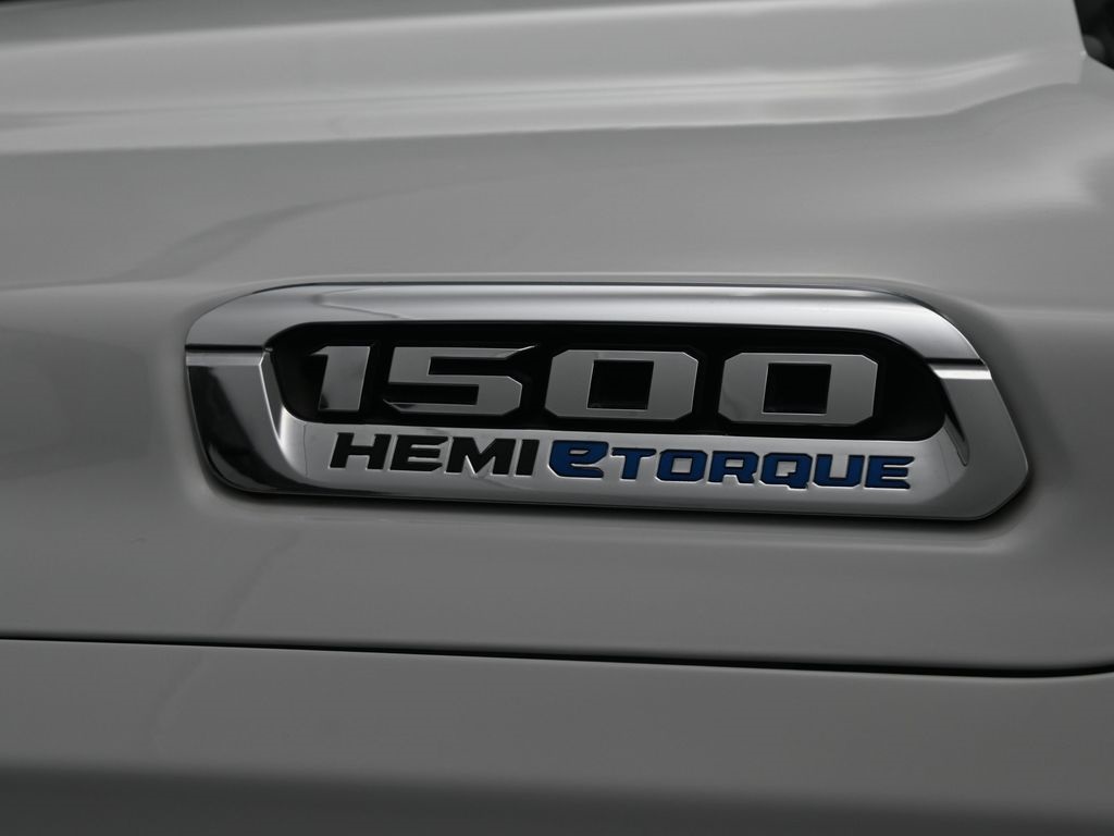 2024 Ram 1500 Tradesman photo 12