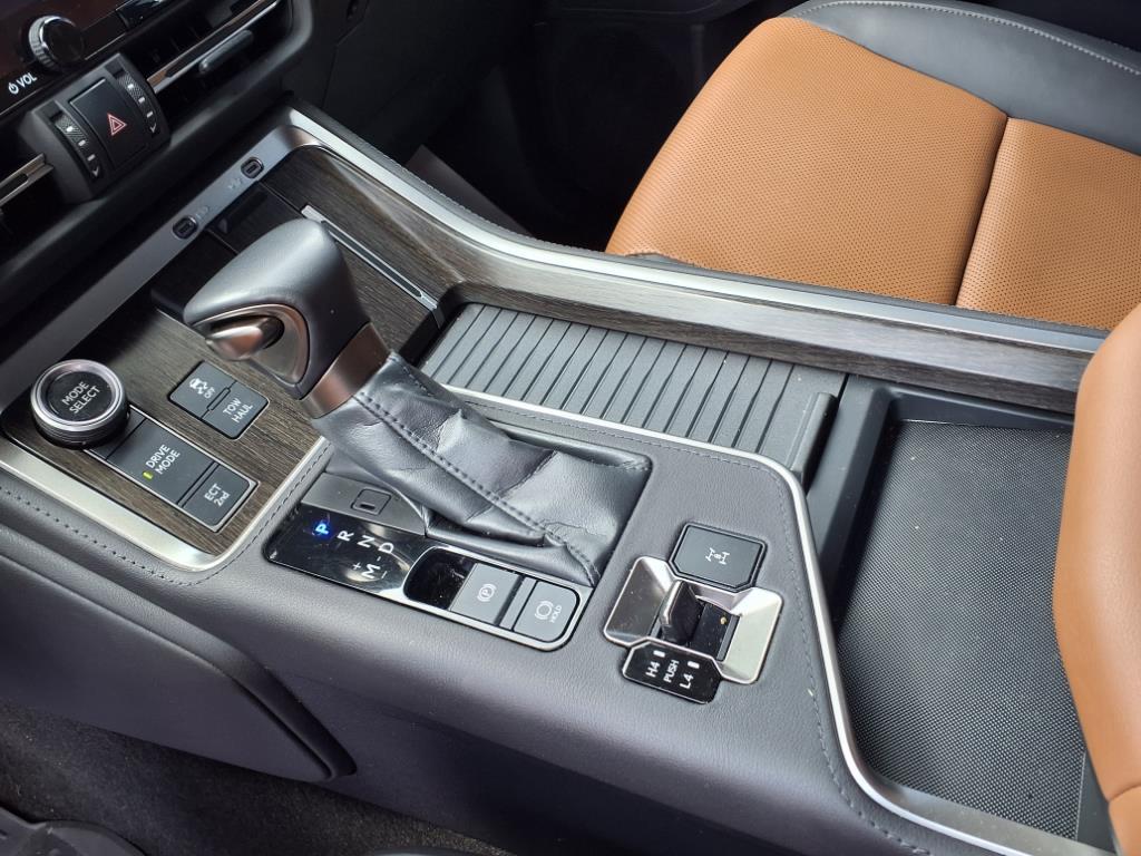 2024 Lexus GX 550 Premium photo 10