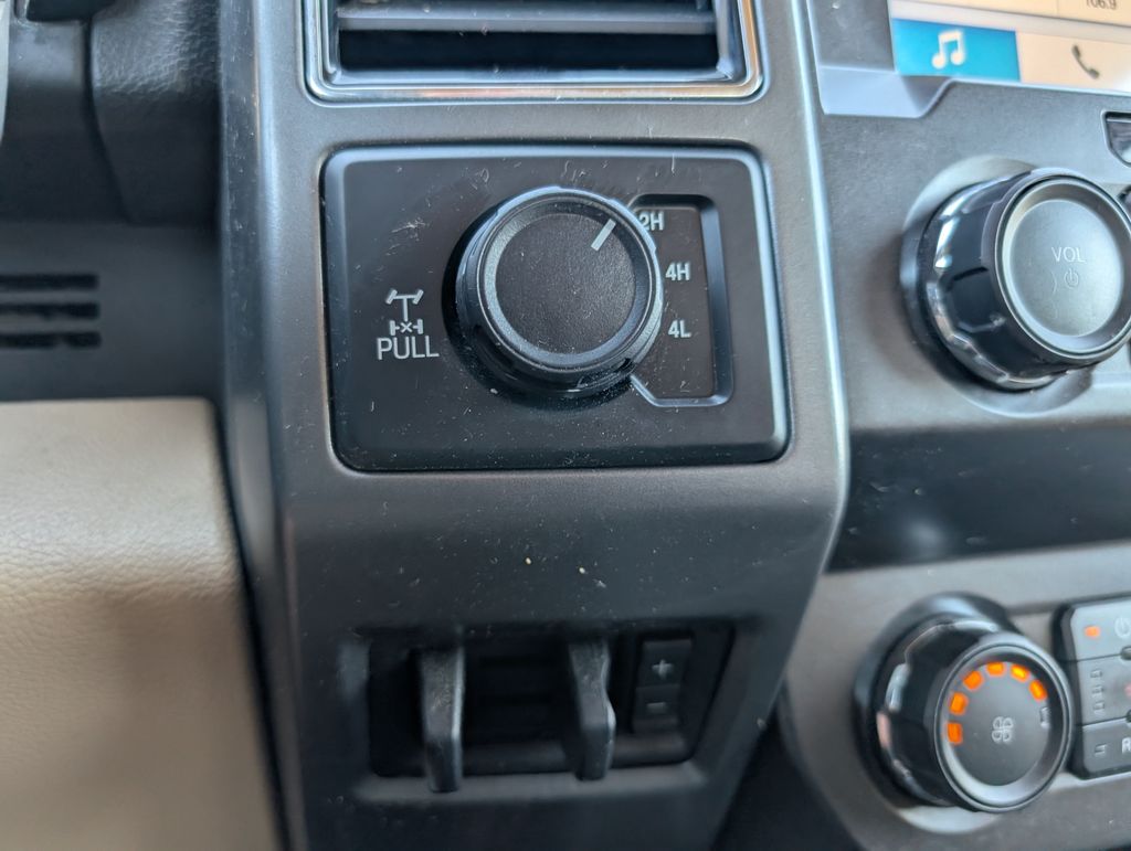 2019 Ford F-250 XLT photo 16